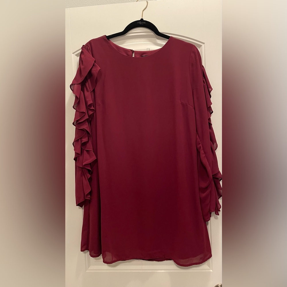 Lulus Ruffle Sleeve Dress